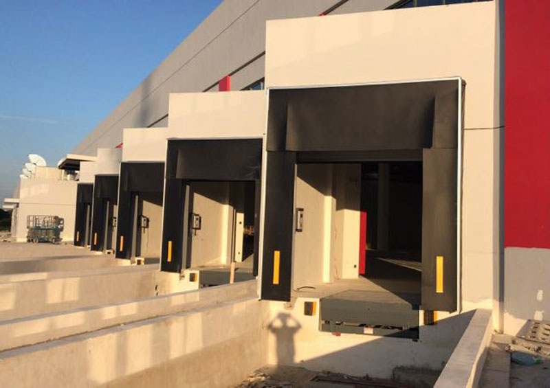 鋁合金機(jī)械門(mén)罩