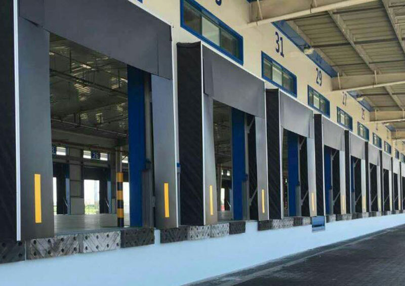 鋁合金機(jī)械門(mén)罩